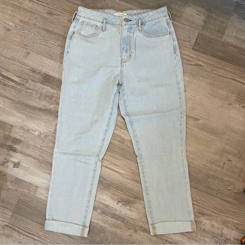 PacSun Light Wash Mom Jeans